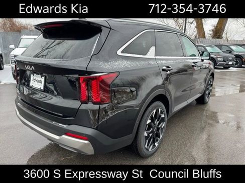 New 2025 Kia Sorento SX FWD image 3