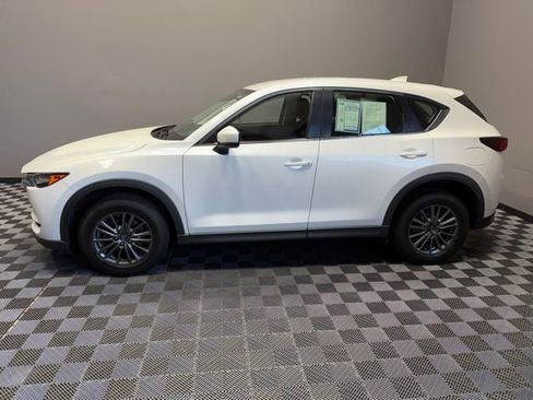 Used 2017 MAZDA CX-5 Sport image 6