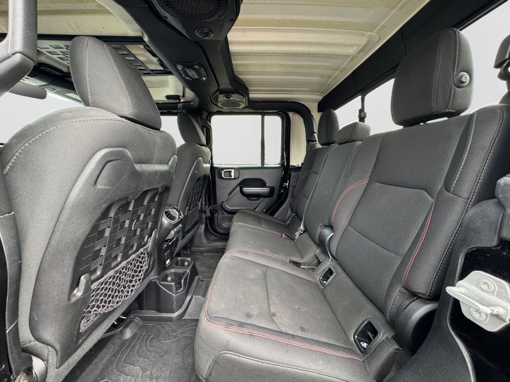 Used 2020 Jeep Gladiator Rubicon w/ Safety Group AWD/4WD image 11