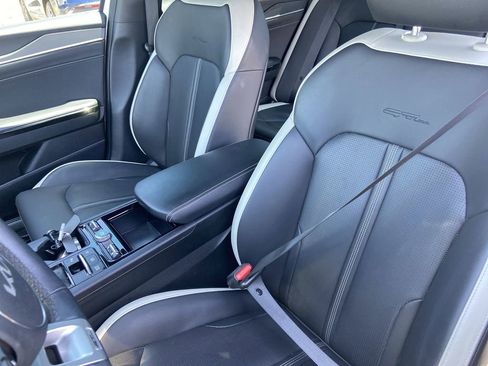 Used 2025 Kia K5 GT-Line w/ GT-Line Premium Package FWD image 16