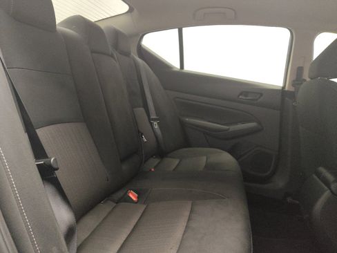 Used 2024 Nissan Altima 2.5 SV image 19