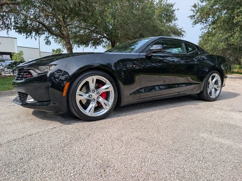 Used 2023 Chevrolet Camaro LT w/ RS Package RWD image 3