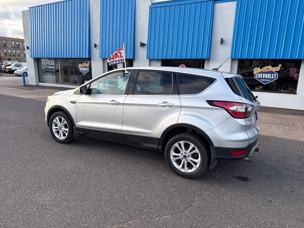 Used 2017 Ford Escape SE AWD/4WD image 15