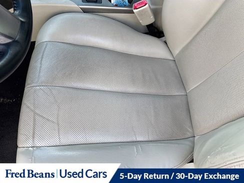 Used 2010 Subaru Outback 2.5i Limited AWD/4WD image 18