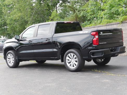 Certified 2022 Chevrolet Silverado 1500 Custom AWD/4WD image 4