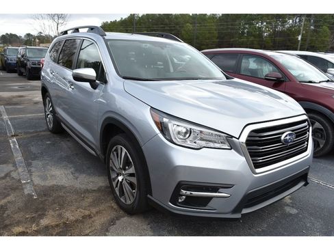 Used 2022 Subaru Ascent Touring image 2