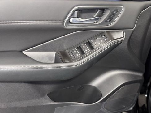 New 2026 Nissan Rogue Platinum w/ Platinum Premium Package image 21