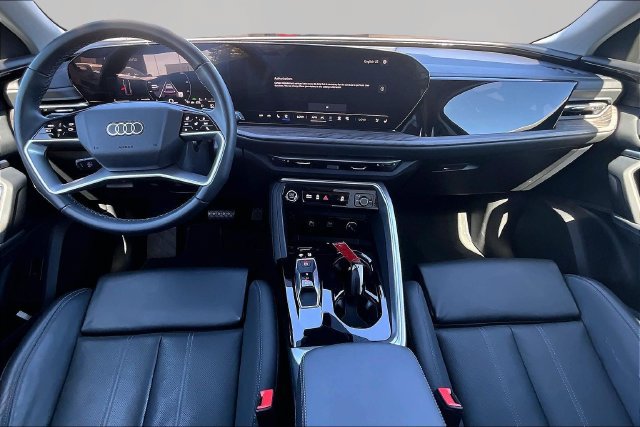 Used 2025 Audi Q5 Premium AWD/4WD image 15