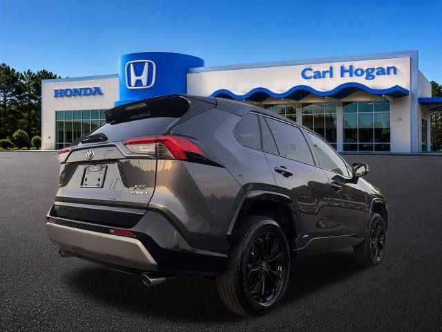 Used 2024 Toyota RAV4 XSE AWD/4WD image 3