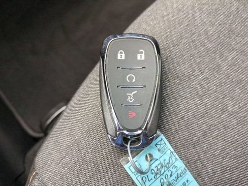Used 2023 Chevrolet Equinox LT FWD image 35