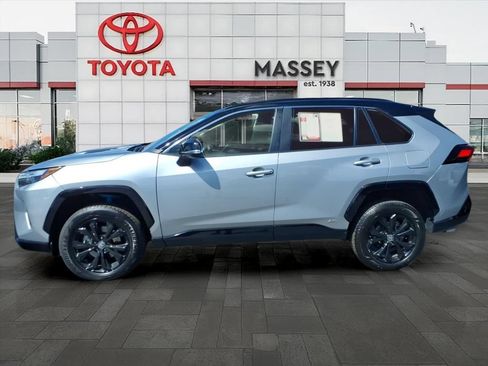 Used 2023 Toyota RAV4 XSE AWD/4WD image 6