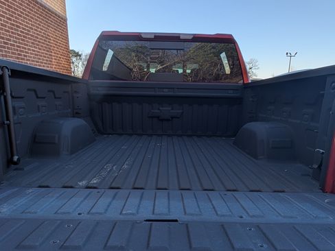 Used 2024 Chevrolet Silverado 1500 LT Trail Boss w/ LT Trail Boss Premium Package image 19