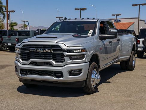 New 2026 RAM 3500 Big Horn AWD/4WD image 8