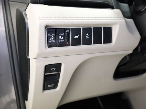 Used 2025 Honda Odyssey EX-L image 14