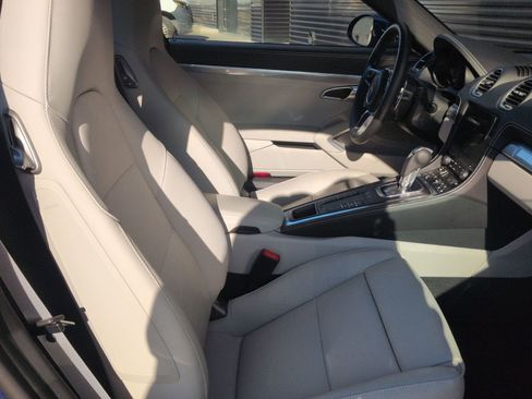 Certified 2025 Porsche 718 Cayman image 23