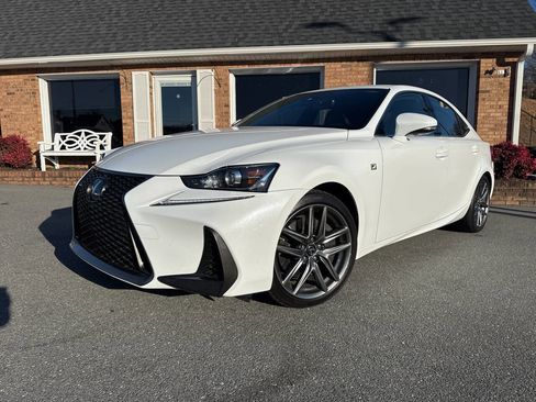Used 2017 Lexus IS 300 AWD image 3