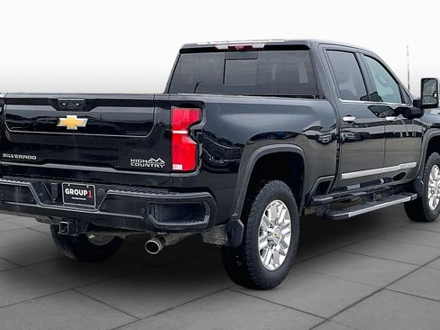 Used 2024 Chevrolet Silverado 2500 High Country w/ Technology Package AWD/4WD image 13