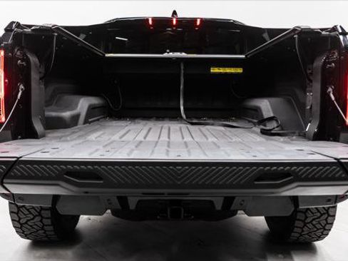 Used 2024 GMC Hummer EV 3X w/ Extreme Off-Road Package AWD/4WD image 48