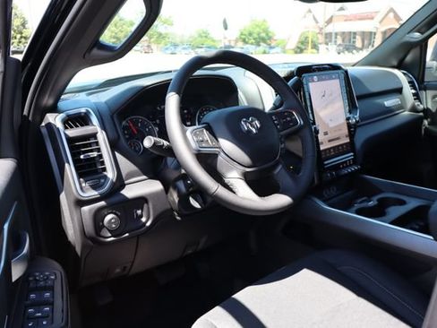 New 2026 RAM 2500 Big Horn AWD/4WD image 19