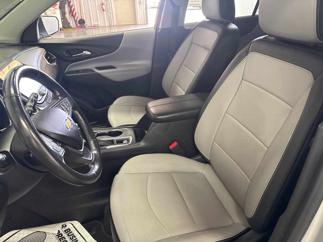 Used 2021 Chevrolet Equinox Premier AWD/4WD image 9