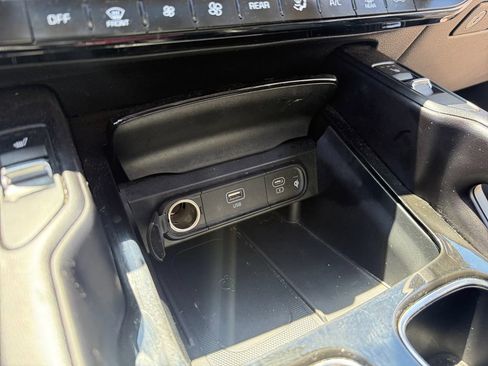 Used 2024 Kia Telluride S w/ S Sunroof Package AWD/4WD image 18