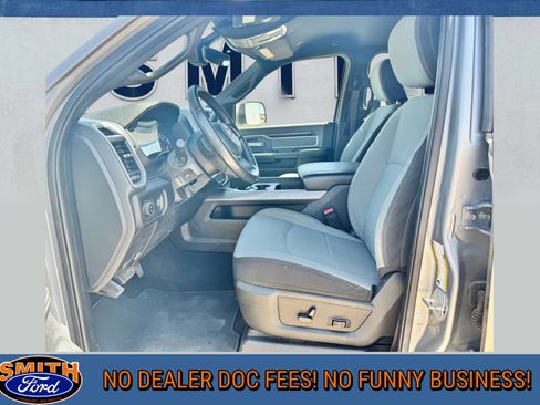 Used 2022 RAM 3500 Big Horn w/ Level A Equipment Group image 9