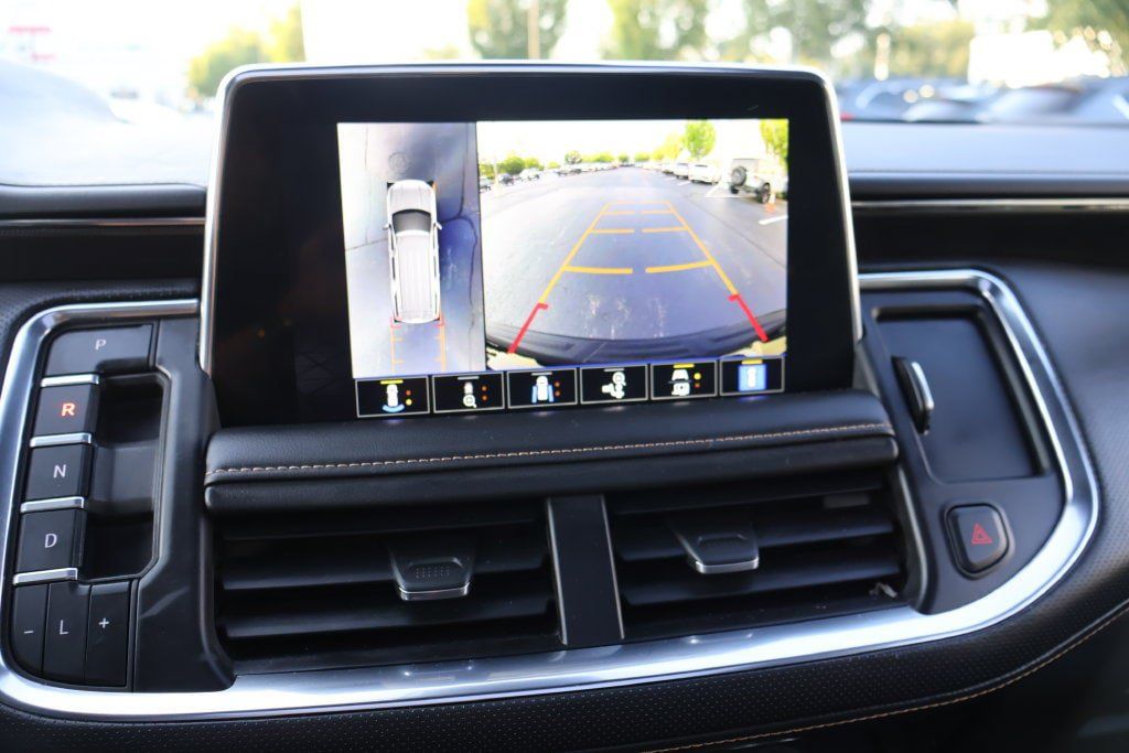 Used 2023 GMC Yukon XL AT4 w/ AT4 Premium Package AWD/4WD image 29