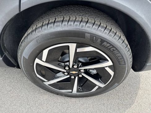 Used 2026 Chevrolet Equinox EV LT AWD/4WD image 13