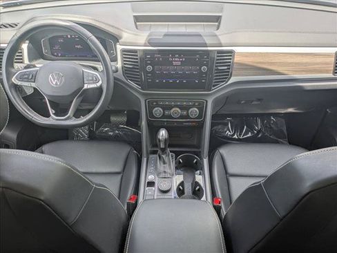 Used 2021 Volkswagen Atlas SEL AWD/4WD image 18