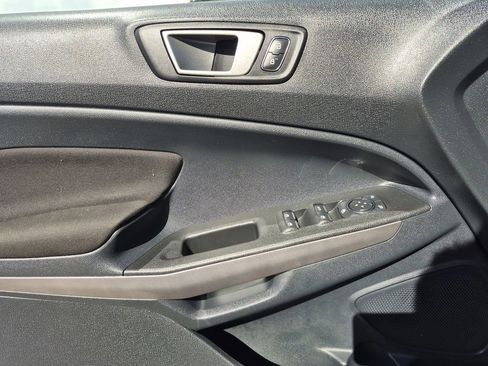 Used 2022 Ford EcoSport SE image 7