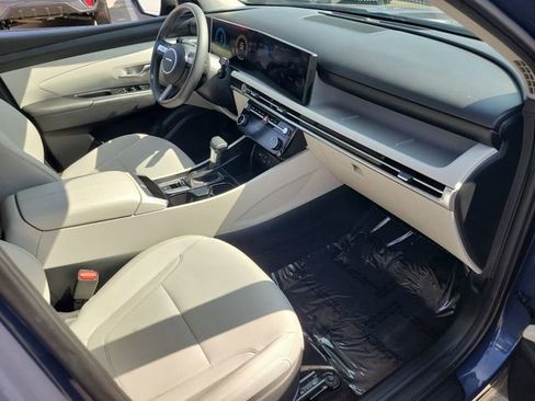 Used 2025 Hyundai Tucson SEL FWD image 22