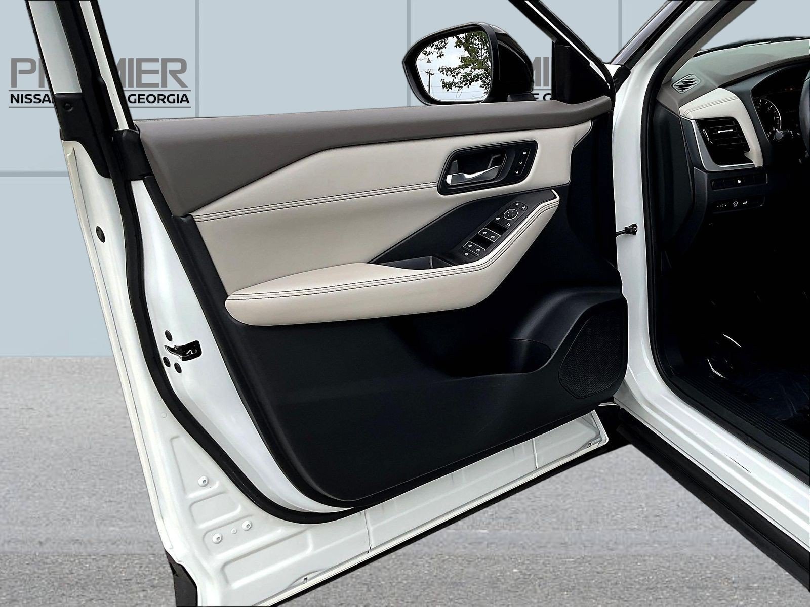 Certified 2023 Nissan Rogue SL AWD/4WD image 22