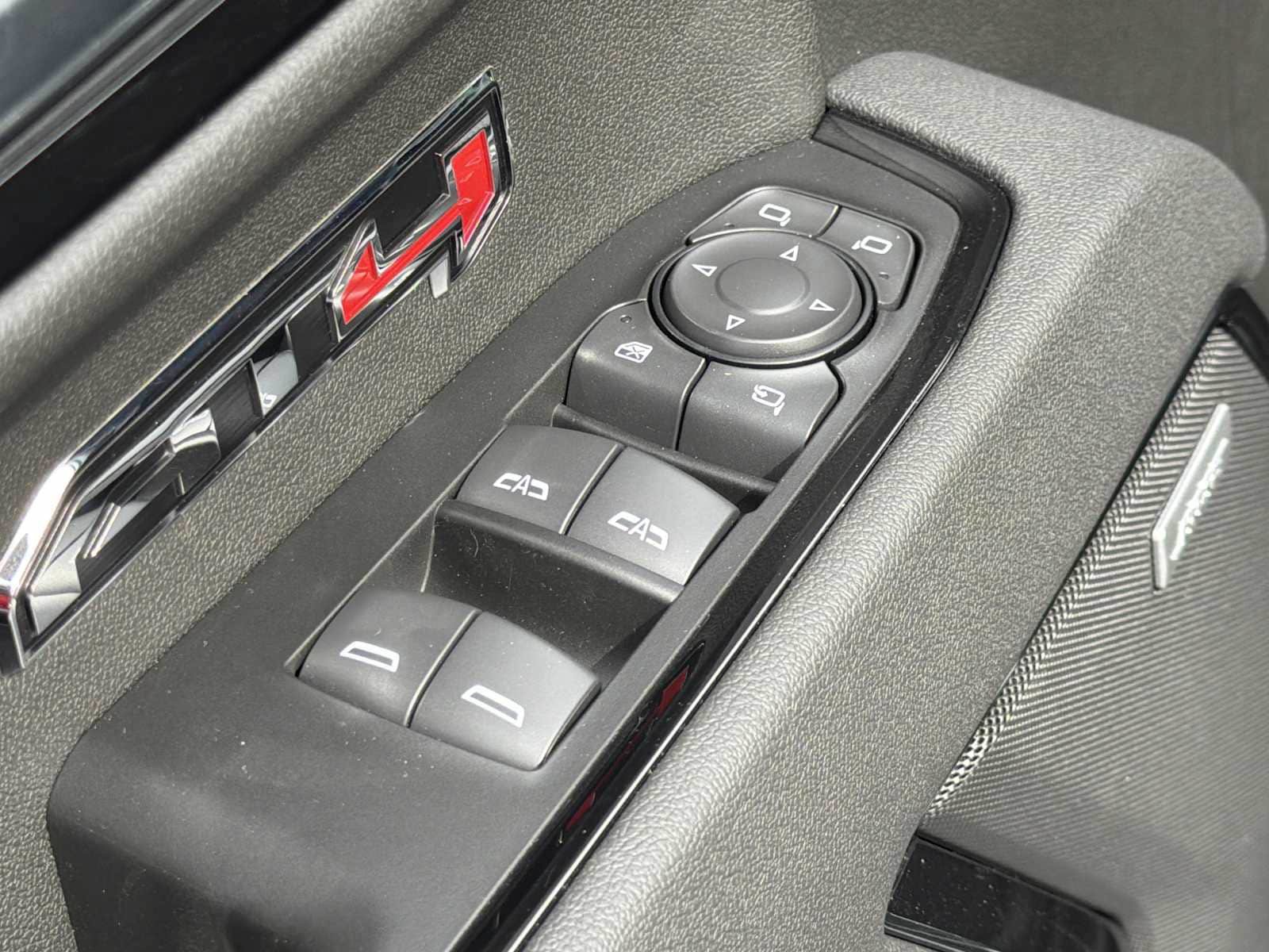 New 2026 GMC Sierra 1500 AT4 w/ AT4 Premium Package AWD/4WD image 16