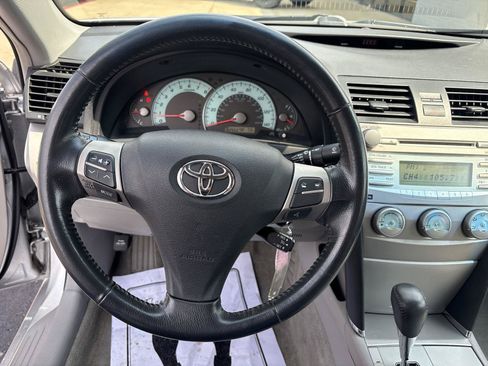 Used 2008 Toyota Camry SE FWD image 16