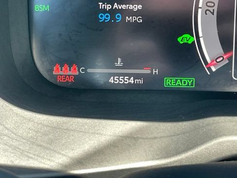 Used 2023 Toyota RAV4 XSE AWD/4WD image 11