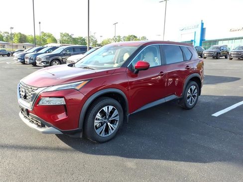 Used 2023 Nissan Rogue SV FWD image 3