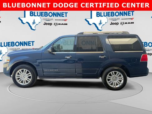 Used 2013 Lincoln Navigator 2WD w/ HD Trailer Tow Pkg image 8