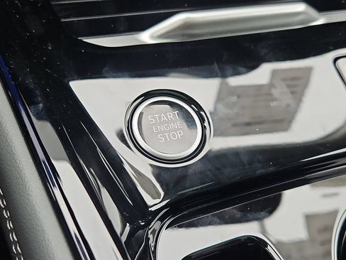 New 2026 Audi Q3 quattro 2.0T AWD/4WD image 16