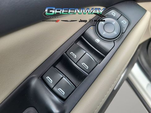 Used 2020 Buick Enclave Essence w/ LPO, Floor Liner Package FWD image 15