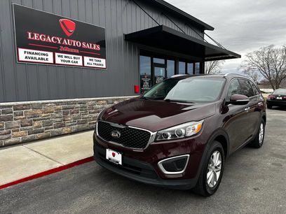 Used 2016 Kia Sorento LX w/ LX Convenience Package