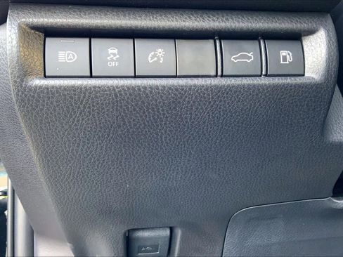 Certified 2026 Toyota Camry LE image 32