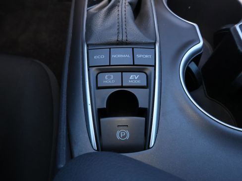 Used 2023 Toyota Camry LE image 22