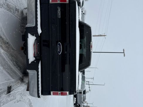 Used 2014 Ford F150 XLT w/ Equipment Group 301A Mid image 4