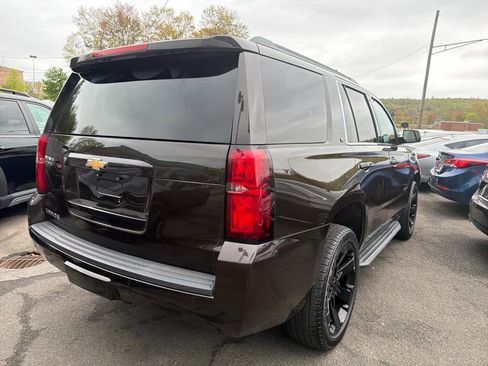 Used 2018 Chevrolet Tahoe LT w/ Luxury Package AWD/4WD image 6