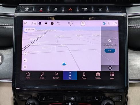 Certified 2022 Jeep Grand Cherokee L Limited RWD image 14
