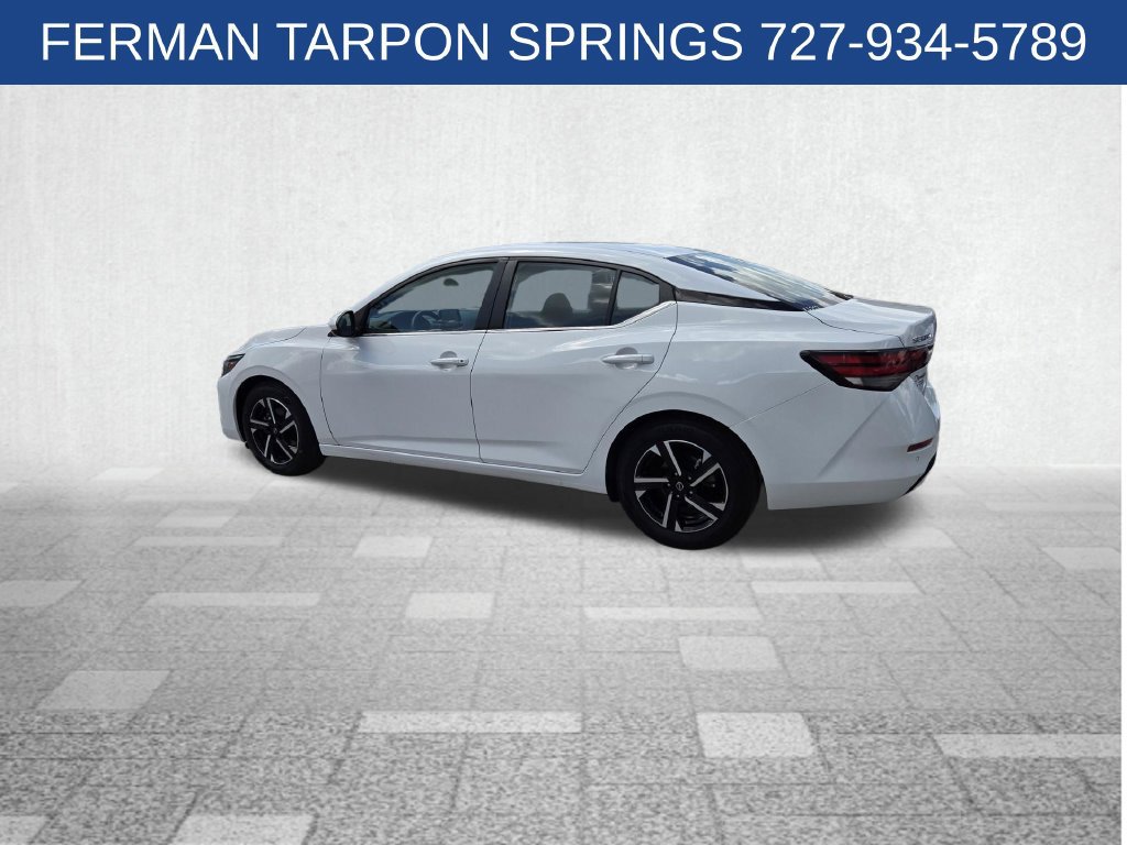 Used 2024 Nissan Sentra SV FWD image 10
