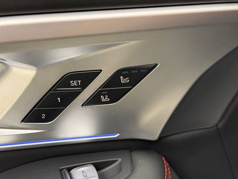 Certified 2024 BMW XM Label Red image 22