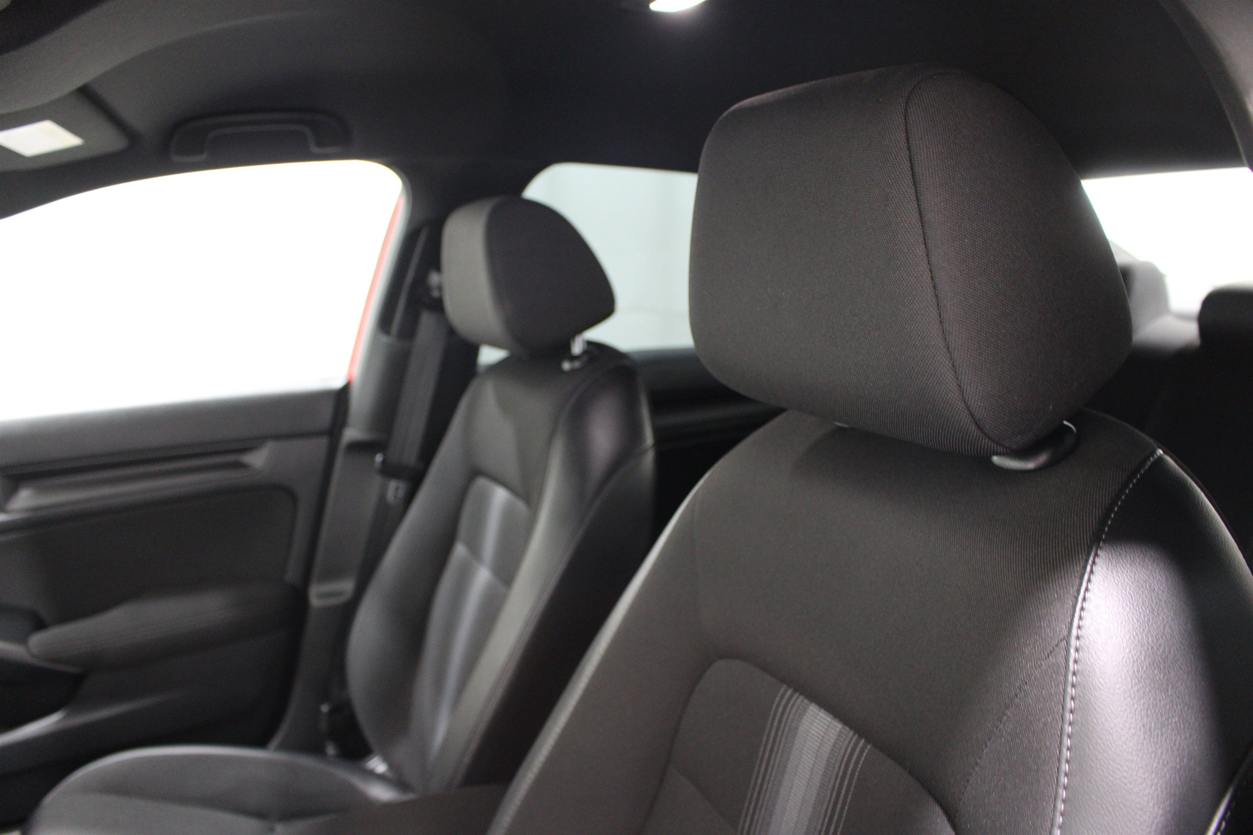 Used 2023 Honda Civic Sport image 4