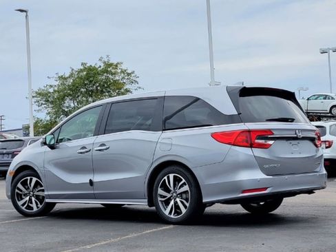 Used 2024 Honda Odyssey Touring image 6