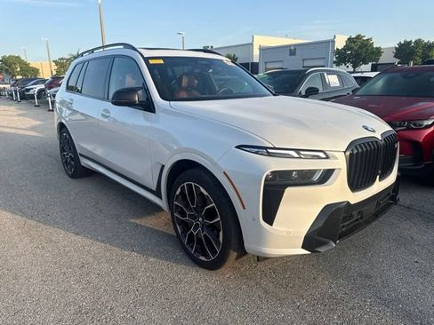 Used 2026 BMW X7 M60i AWD/4WD image 1